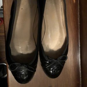 Chanel patent bow flats size 38